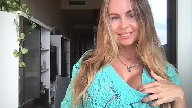 LeMilf online show from February 11, 9:36 am