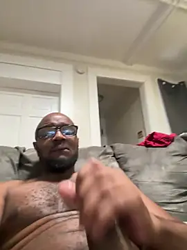 Snapshot of MrUnintentional chatting on February 25, 2:48 pm MrUnintentional online show from February 25, 2:48 pm