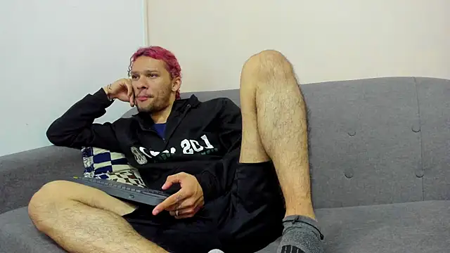 TAYSON SCOTT online show from January 13, 1:16 pm