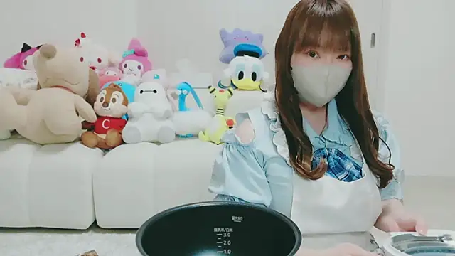 yuyuchan   online show from March 28, 10:59 am