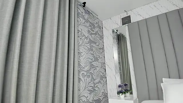 Snapshot of beautifulgirl4u_ chatting on July 9, 11:31 pm beautifulgirl4u online show from July 9, 11:31 pm