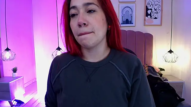 Celestee15  online show from May 4, 11:17 am