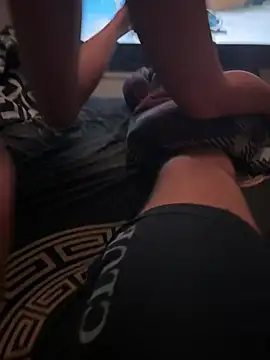 Snapshot of germanydreams25 chatting on February 1, 11:25 pm germanydreams25 online show from February 1, 11:25 pm