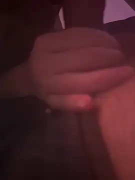 Snapshot of germanydreams25 chatting on February 18, 10:39 pm germanydreams25 online show from February 18, 10:39 pm