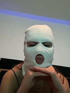 Snapshot of germanydreams25 chatting on March 5, 10:17 pm germanydreams25 online show from March 5, 10:17 pm