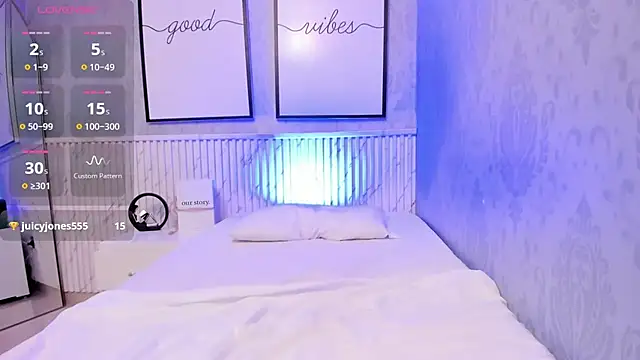 Snapshot of goodgirl22__ chatting on July 23, 1:58 am goodgirl22 online show from July 23, 1:58 am