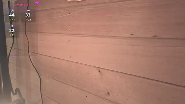 Snapshot of vickvalencia2 chatting on July 23, 12:24 am vickvalencia2 online show from July 23, 12:24 am