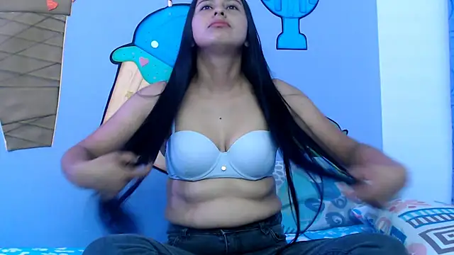 Snapshot of NOVAHOT98 chatting on December 15, 7:40 pm NOVAHOT98 online show from December 15, 7:40 pm