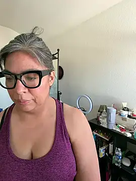 BettyWhispers online show from February 24, 3:21 pm