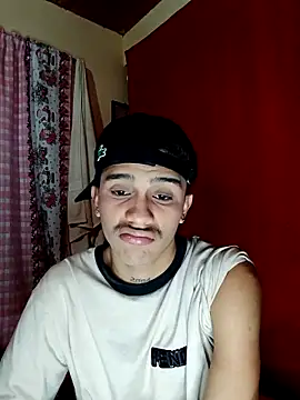 Snapshot of andy_star12 chatting on December 16, 1:54 am andy star12 online show from December 16, 1:54 am