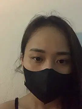 Snapshot of NinaBaby22 chatting on May 5, 7:33 pm NinaBaby22 online show from May 5, 7:33 pm