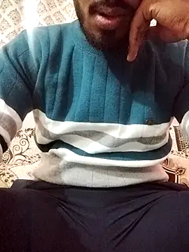 Snapshot of moonlightTower chatting on December 14, 8:52 am moonlightTower online show from December 14, 8:52 am