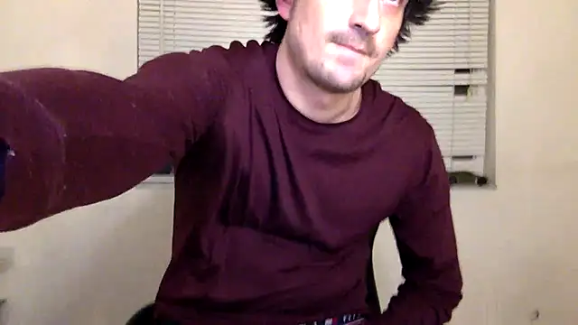 Snapshot of bls123123 chatting on January 13, 5:02 am bls123123 online show from January 13, 5:02 am