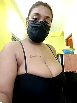 Snapshot of rimpadey1 chatting on December 17, 7:25 am rimpadey1 online show from December 17, 7:25 am