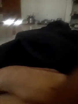 Snapshot of shubhamkumaraoo chatting on December 14, 2:39 am shubhamkumaraoo online show from December 14, 2:39 am