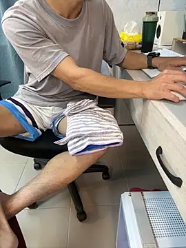 Snapshot of jason5858 chatting on December 22, 3:03 am jason5858 online show from December 22, 3:03 am