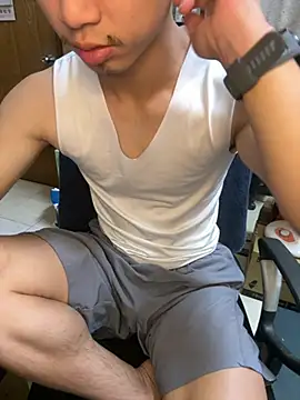 Snapshot of jason5858 chatting on January 10, 5:42 am jason5858 online show from January 10, 5:42 am