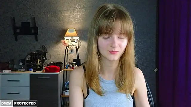 Snapshot of Miss_Alisa_ chatting on July 4, 6:03 pm Miss Alisa online show from July 4, 6:03 pm