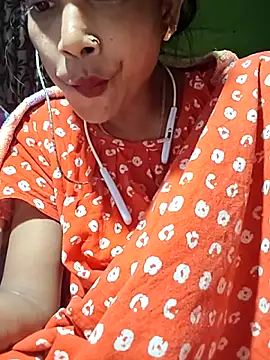 Snapshot of Sweet-rumi chatting on December 17, 2:01 pm Sweet-rumi online show from December 17, 2:01 pm