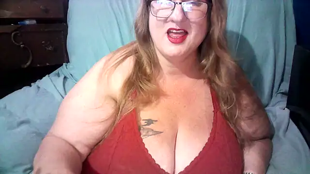 Snapshot of jade-belle chatting on June 10, 6:12 am jade-belle online show from June 10, 6:12 am
