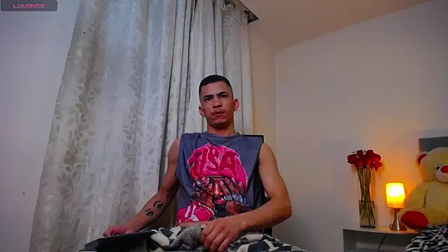 TOMBOYSEXX online show from February 7, 10:19 am