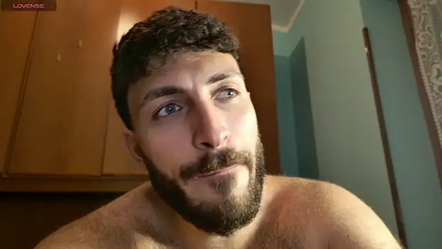 Snapshot of mark_ariete chatting on June 5, 9:31 pm mark ariete online show from June 5, 9:31 pm