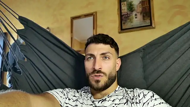 Snapshot of mark_ariete chatting on July 6, 2:36 pm mark ariete online show from July 6, 2:36 pm