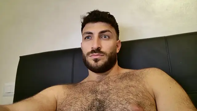 Snapshot of mark_ariete chatting on July 31, 3:22 pm mark ariete online show from July 31, 3:22 pm