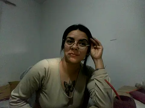 Snapshot of luluclark69 chatting on June 20, 11:07 pm luluclark69 online show from June 20, 11:07 pm
