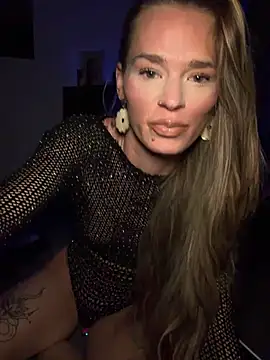 vinique99 online show from February 18, 9:22 pm