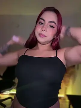 Snapshot of Zarahs_Blare1 chatting on March 2, 11:33 pm Zarahs Blare1 online show from March 2, 11:33 pm