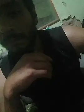 Snapshot of mavyz56 chatting on May 28, 11:35 pm mavyz56 online show from May 28, 11:35 pm