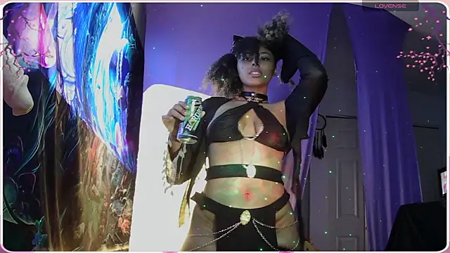 Snapshot of HonneyBunnyXO chatting on May 3, 11:00 pm HonneyBunnyXO online show from May 3, 11:00 pm