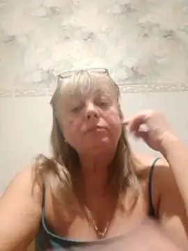 LinaLight88 online show from January 11, 9:20 pm