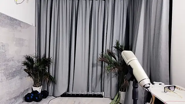 Snapshot of hafabva chatting on May 26, 2:35 pm hafabva online show from May 26, 2:35 pm