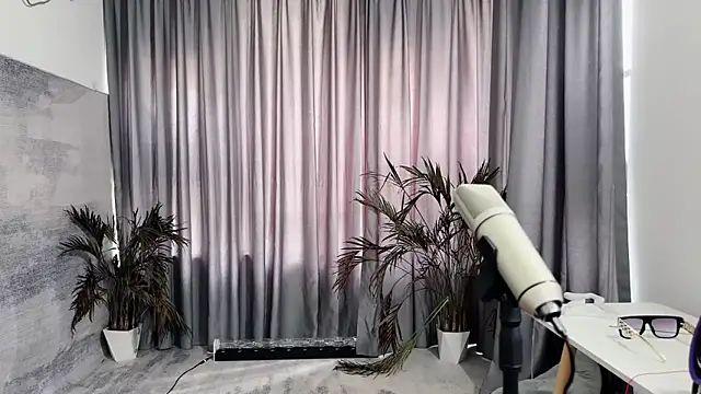 Snapshot of hafabva chatting on June 5, 2:18 am hafabva online show from June 5, 2:18 am