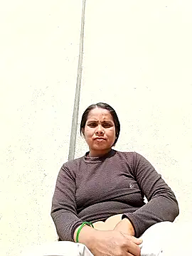 Shreya pandit online show from January 18, 6:28 am