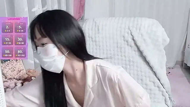  nannan  online show from February 1, 2:15 pm