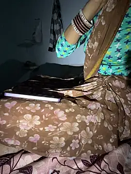 Pooja Love143 online show from February 14, 4:48 pm