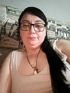 Snapshot of MariSwan222 chatting on May 5, 8:50 pm MariSwan222 online show from May 5, 8:50 pm