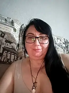 Snapshot of MariSwan222 chatting on May 9, 8:58 pm MariSwan222 online show from May 9, 8:58 pm