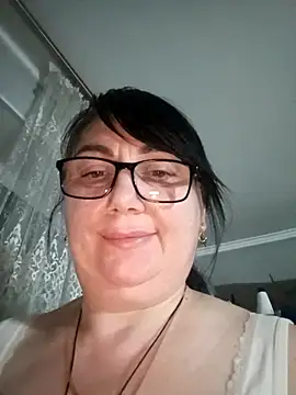 Snapshot of MariSwan222 chatting on May 29, 7:12 pm MariSwan222 online show from May 29, 7:12 pm