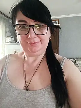 Snapshot of MariSwan222 chatting on May 30, 12:02 pm MariSwan222 online show from May 30, 12:02 pm