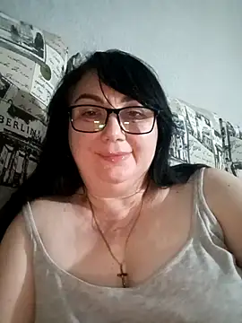 Snapshot of MariSwan222 chatting on May 31, 8:32 pm MariSwan222 online show from May 31, 8:32 pm