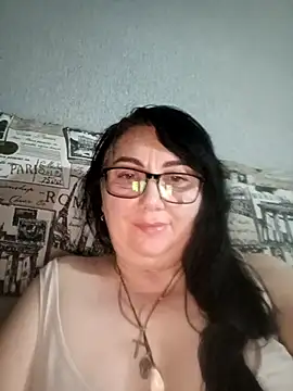 Snapshot of MariSwan222 chatting on June 7, 8:34 pm MariSwan222 online show from June 7, 8:34 pm