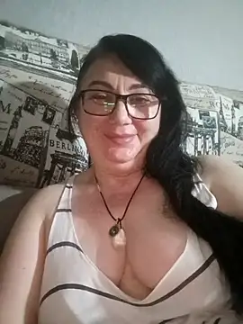 Snapshot of MariSwan222 chatting on June 12, 8:41 pm MariSwan222 online show from June 12, 8:41 pm
