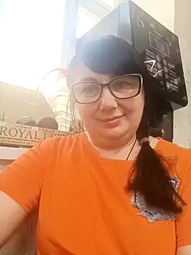Snapshot of MariSwan222 chatting on June 13, 12:58 pm MariSwan222 online show from June 13, 12:58 pm