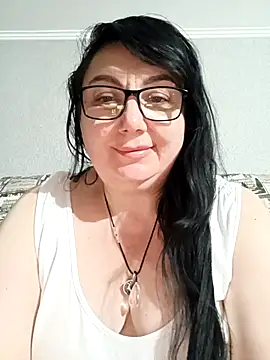 Snapshot of MariSwan222 chatting on June 19, 8:34 pm MariSwan222 online show from June 19, 8:34 pm