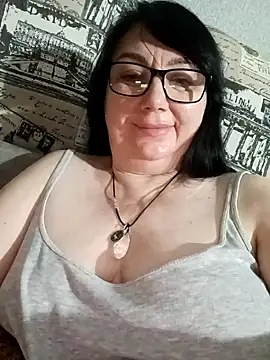 Snapshot of MariSwan222 chatting on June 28, 8:15 pm MariSwan222 online show from June 28, 8:15 pm
