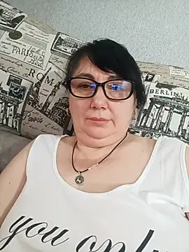 Snapshot of MariSwan222 chatting on July 27, 6:42 am MariSwan222 online show from July 27, 6:42 am